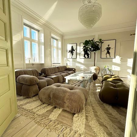 Апартаменты Luxury 'Kings Garden View' 260M2 Prime Located Flat Копенгаген Экстерьер фото